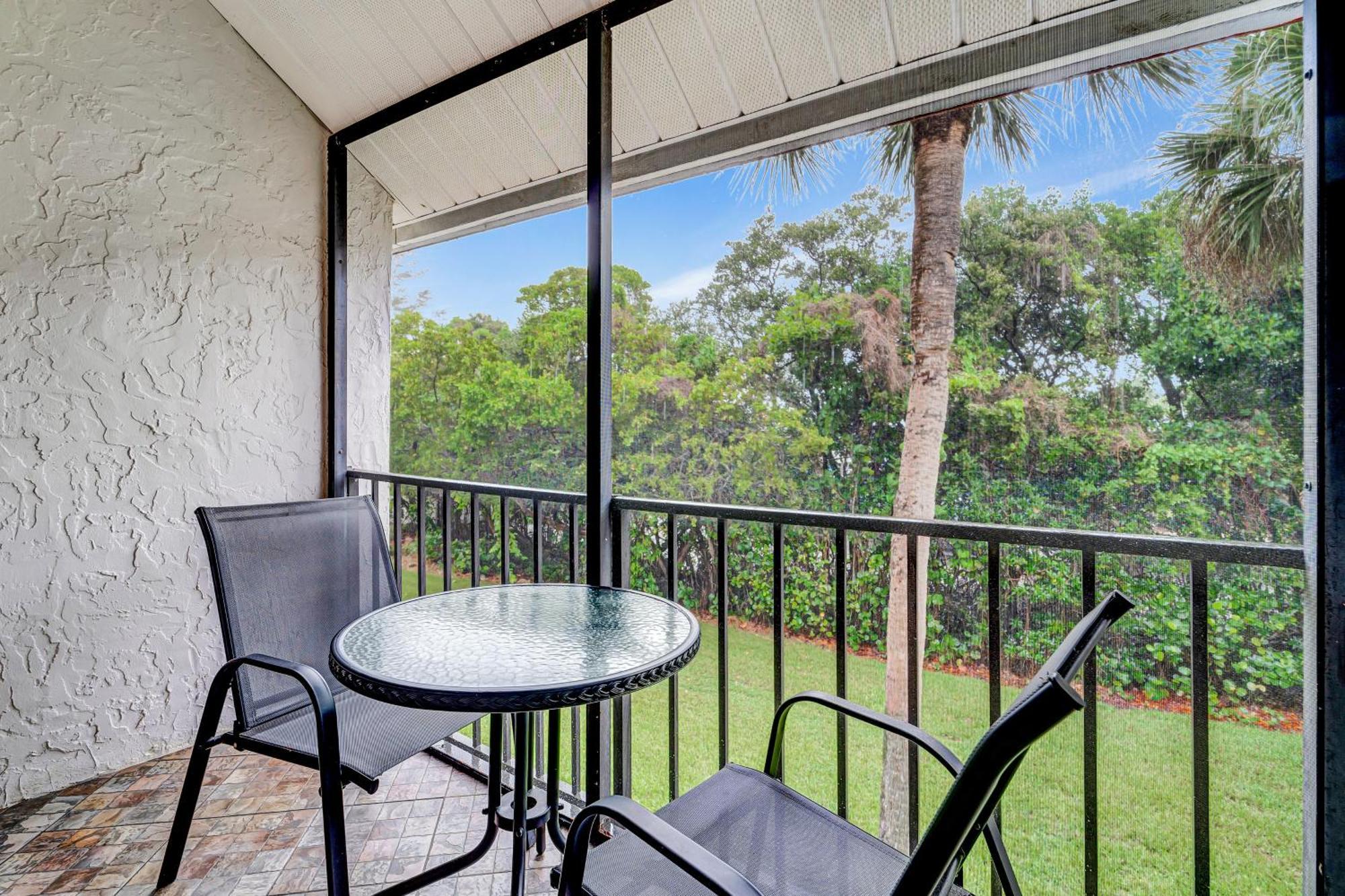 Runaway Bay Condos เบรเดนทันบีช ห้อง รูปภาพ